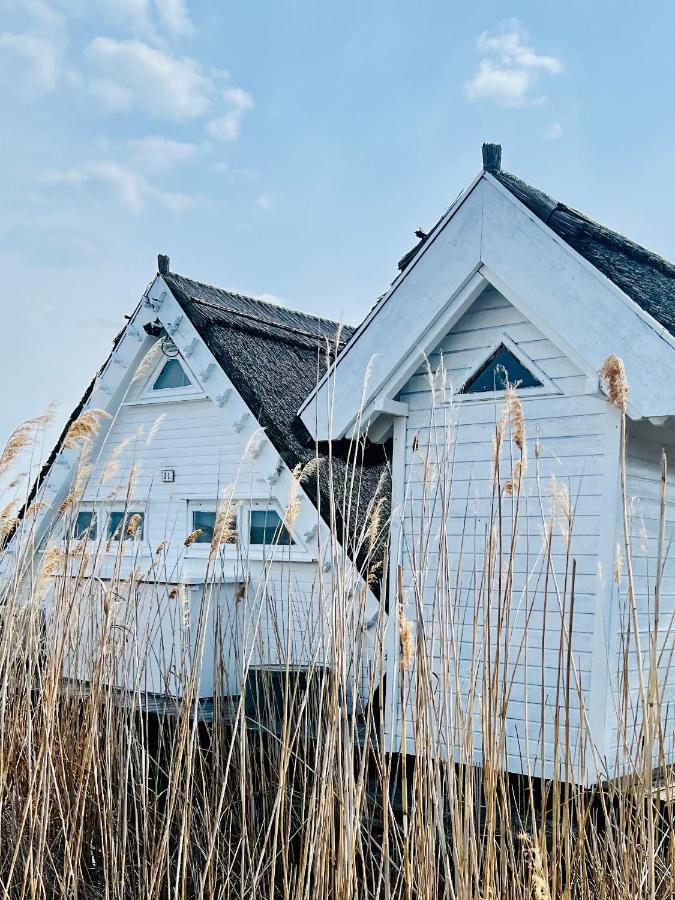 Seehuette Neusiedlersee - Seehaus Inklusive Elektroboot Rust Buitenkant foto