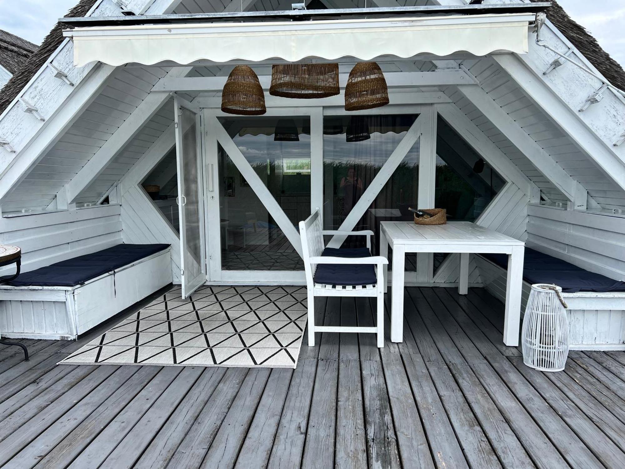 Seehuette Neusiedlersee - Seehaus Inklusive Elektroboot Rust Buitenkant foto