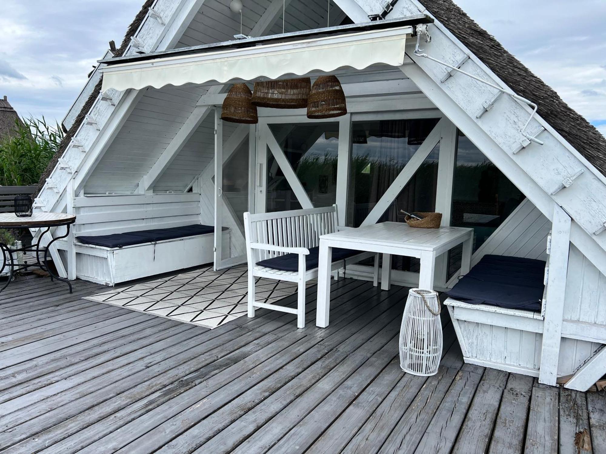 Seehuette Neusiedlersee - Seehaus Inklusive Elektroboot Rust Buitenkant foto