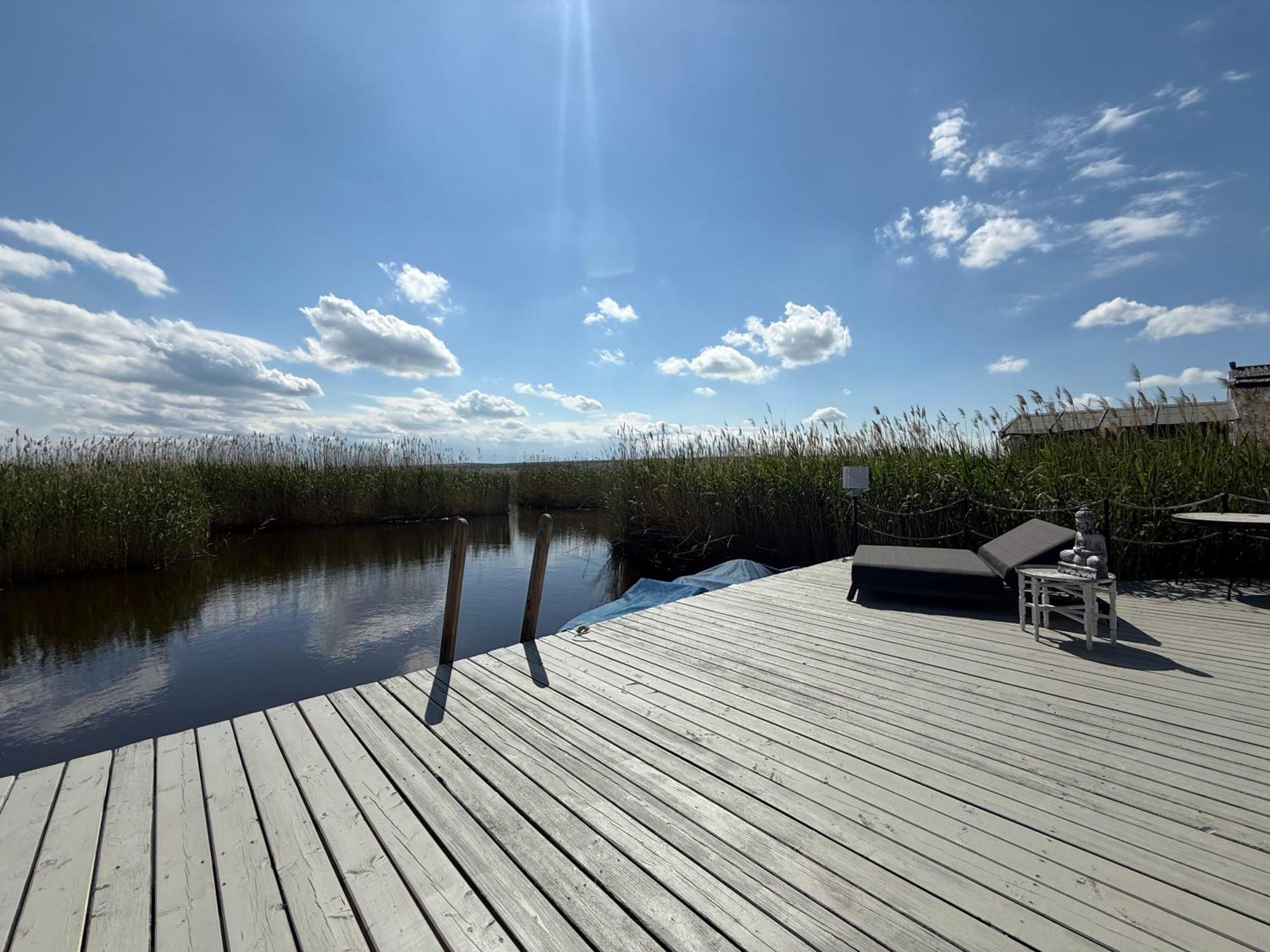 Seehuette Neusiedlersee - Seehaus Inklusive Elektroboot Rust Buitenkant foto